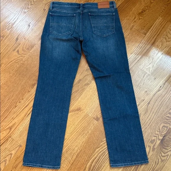 Lucky Brand Sweet Straight Jeans Dark Wash Size 10 / 30 Regular - Picture 4 of 8